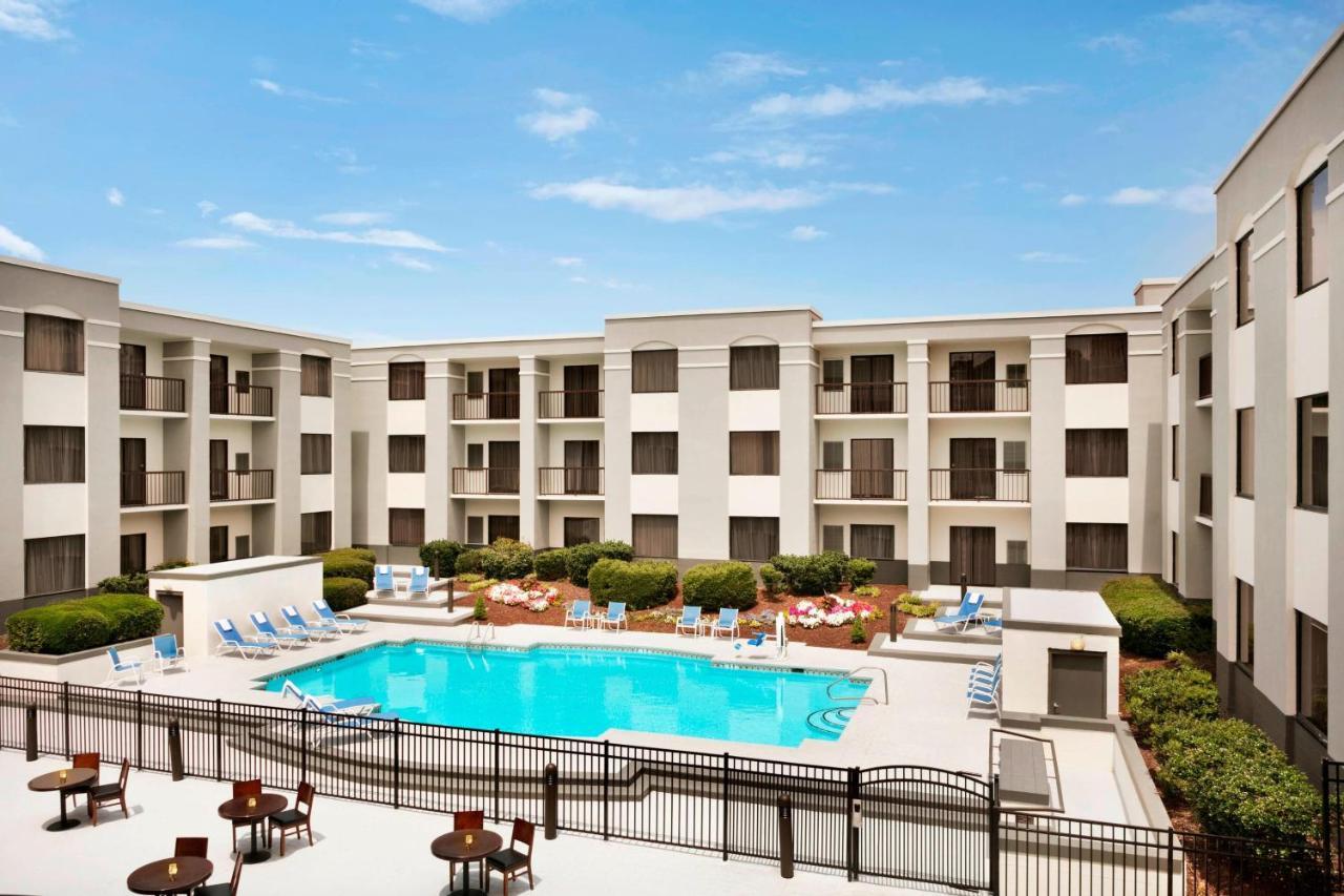 Four Points By Sheraton Raleigh North Екстериор снимка