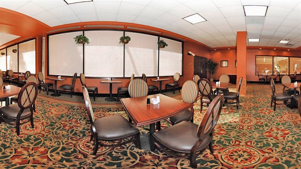 Four Points By Sheraton Raleigh North Екстериор снимка